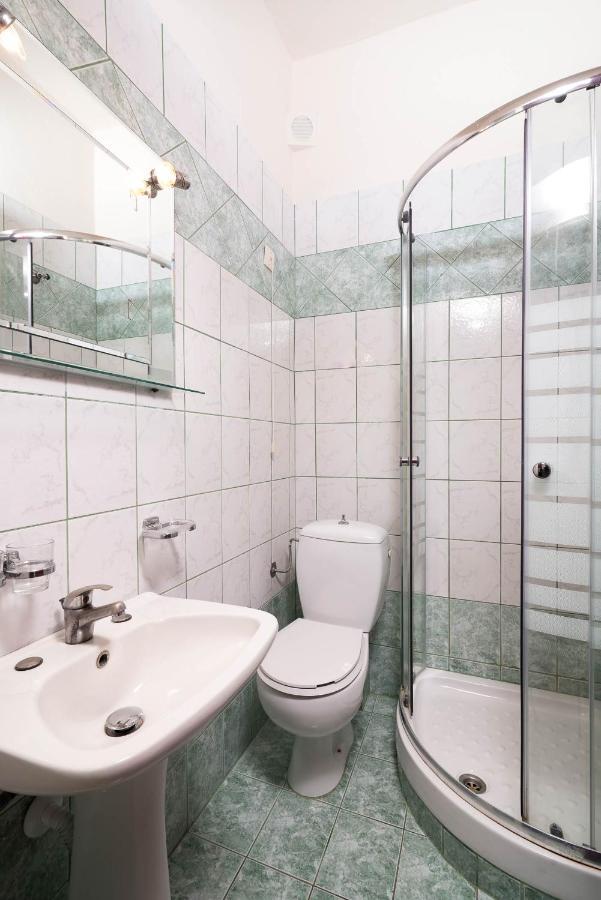 يميناريا Hotel Ralitsa المظهر الخارجي الصورة
