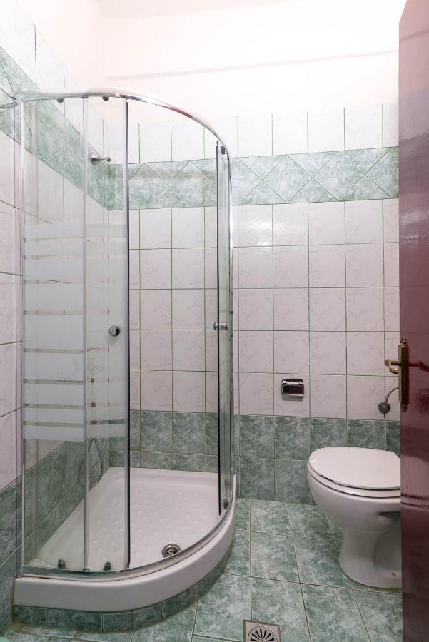 يميناريا Hotel Ralitsa المظهر الخارجي الصورة